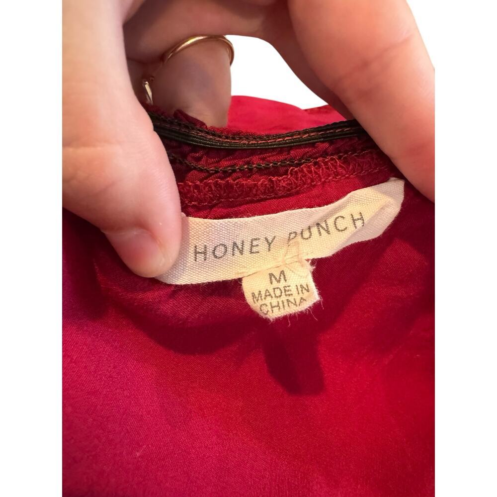 Honey Punch Boutique Strapless Embroidered Maroon Red Women’s Romper Size Medium - Picture 4 of 5